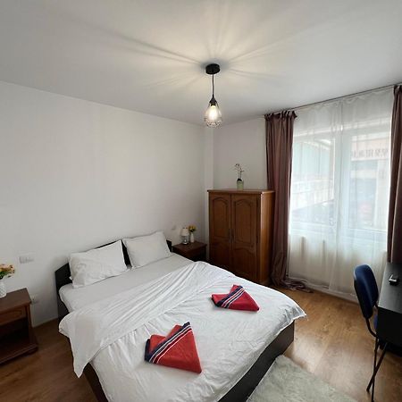 2 Rooms Apartment City Center ヤシ エクステリア 写真