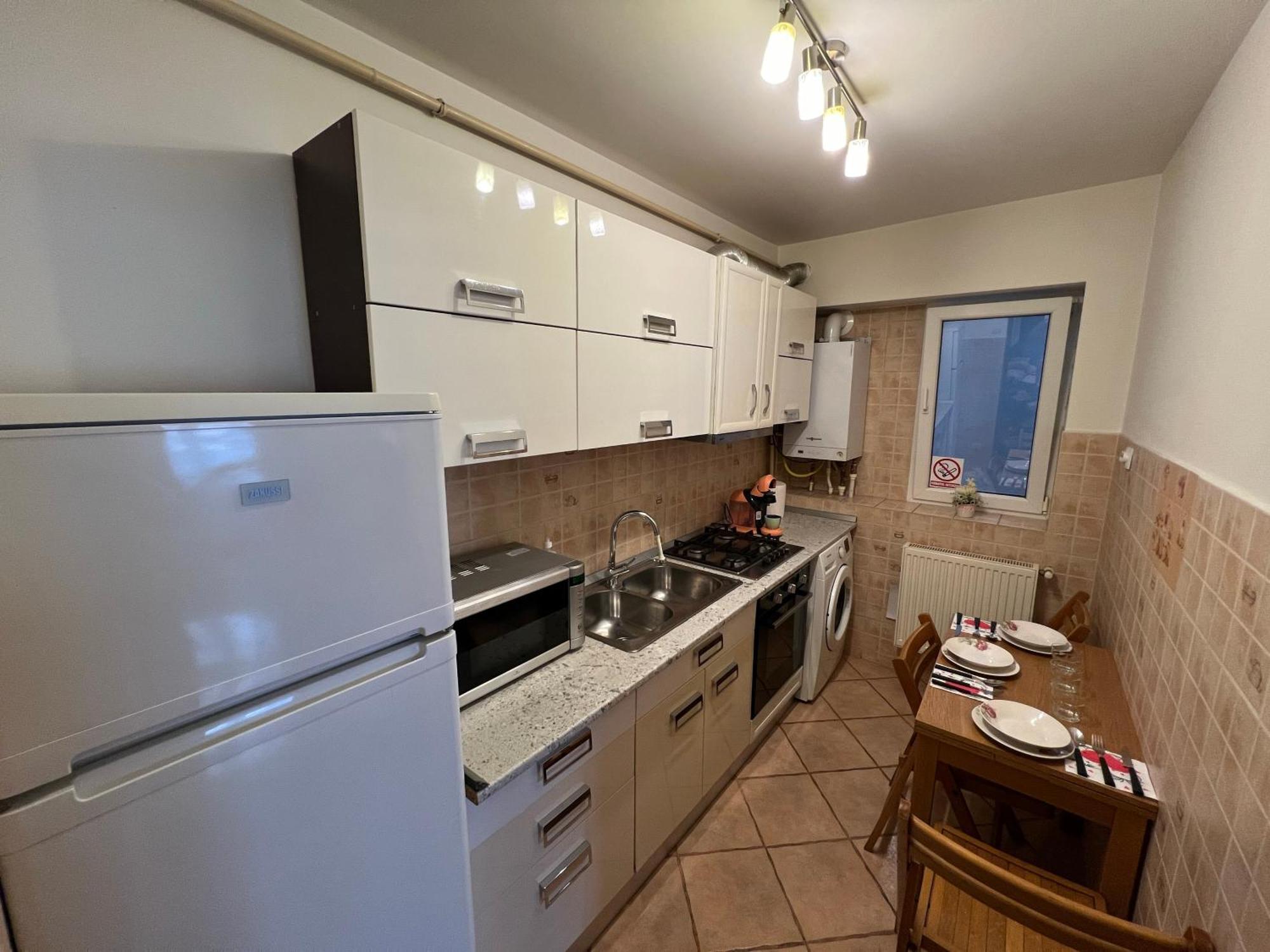 2 Rooms Apartment City Center ヤシ エクステリア 写真