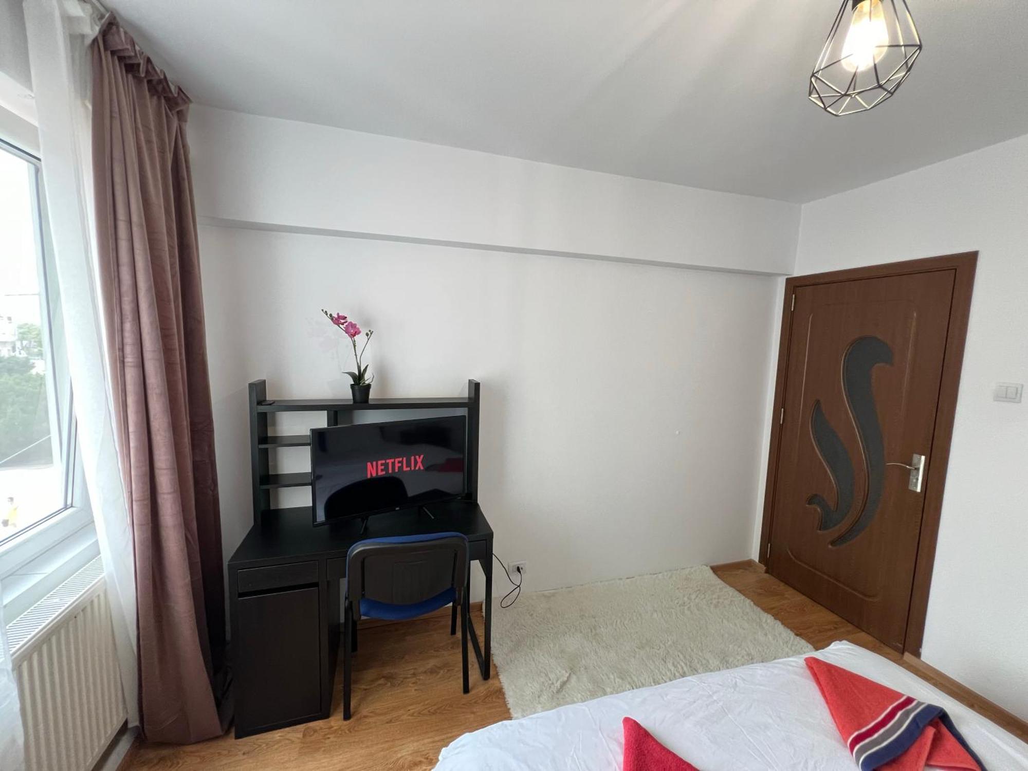 2 Rooms Apartment City Center ヤシ エクステリア 写真